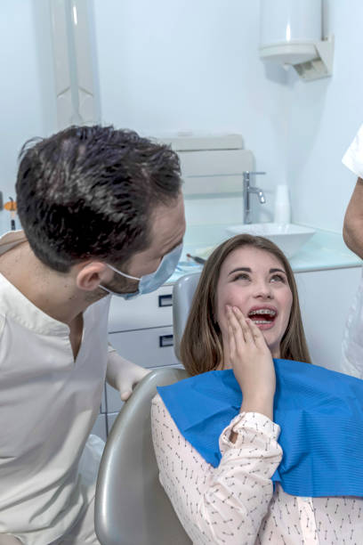Best Broken or Cracked Tooth Emergency Dentist in Orida Ridge, FL